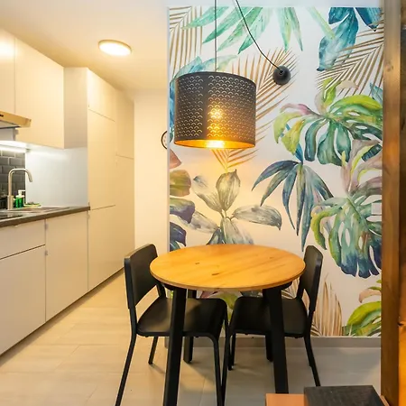 Victoria 2 People Parking Ac Wifi Apartament