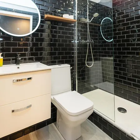 Victoria 2 People Parking Ac Wifi Nicea